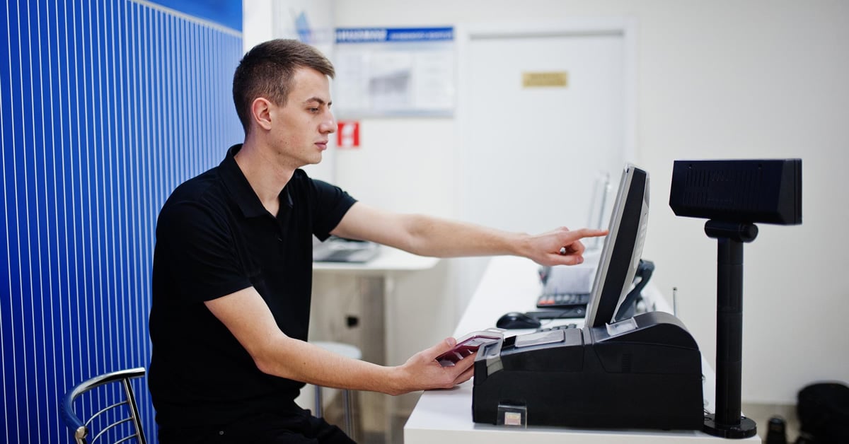 Obbligo di registratore telematico per chi effettua l&rsquo;operazione di vendita e non per chi gestisce gli spazi e incassa il corrispettivo